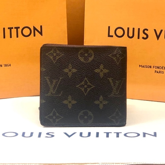 ❌SOLD❌✨Authentic Louis Vuitton Wallet - Picture 2 of 16